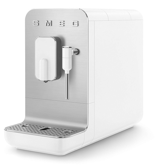 Автоматическая кофемашина Smeg BCC02WHMEU